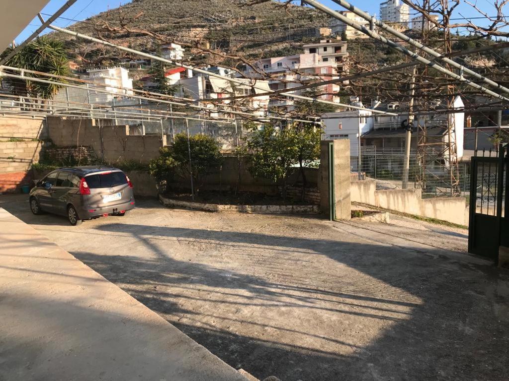Stunning Sea View Apartments Саранда Номер фото